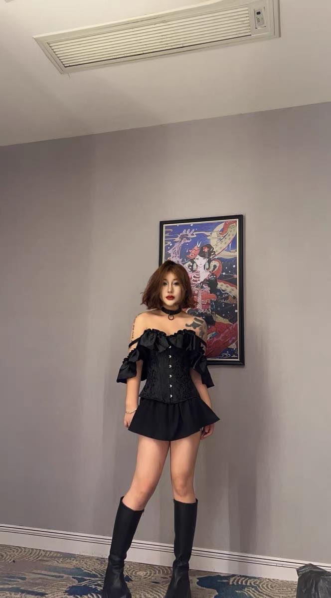 Энгэр ханцуйн чимэглэлтэй ХАР корсет